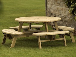 Picnic Tables & Benches